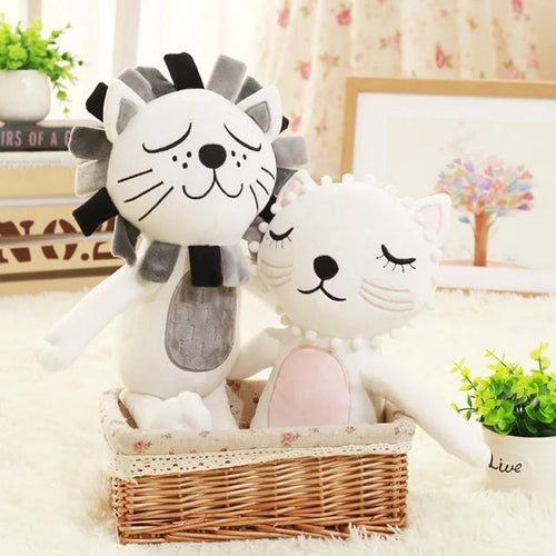 Cat and Lion Plush Toys